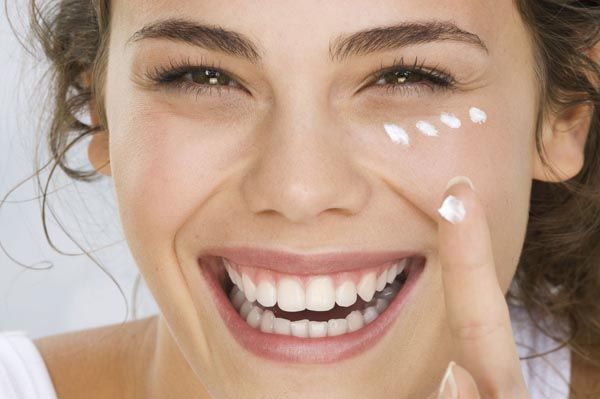 krema_za_sunčanje_modnialmanah_beauty