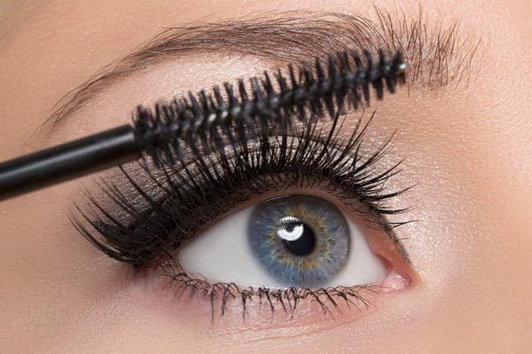 maskara-beauty-modnialmanah-revlon