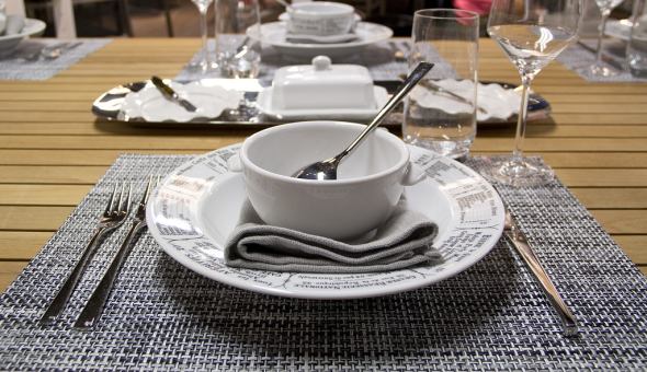 bonton-stol-hrana-modnialmanah-lifestyle