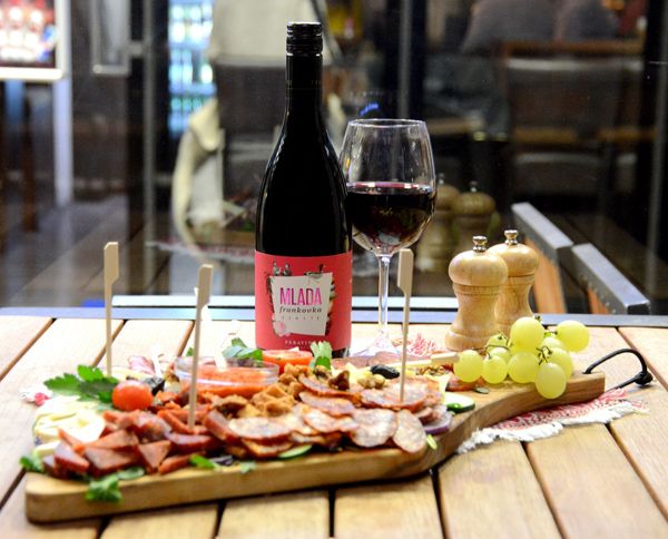 Mlada-Frankovka-Feravino-martinje -gastro-modnialmanah