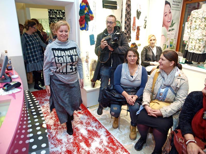 alma-fashion-hruška,jabolko-ljubljana-modnialmanah