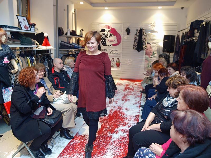 alma-fashion-hruška,jabolko-ljubljana-modnialmanah