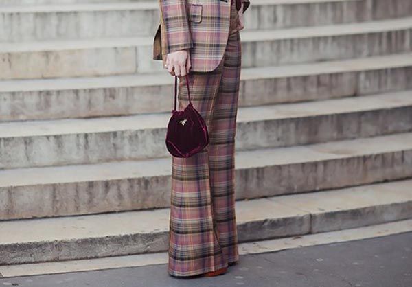 fashion-hlače-karirano-modnialmanah