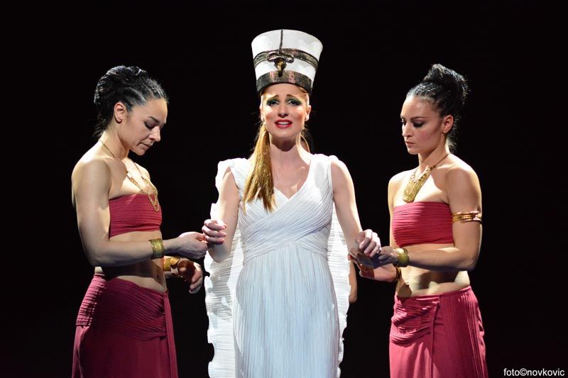 aida-komedija-modnialmanah-kazalište-1