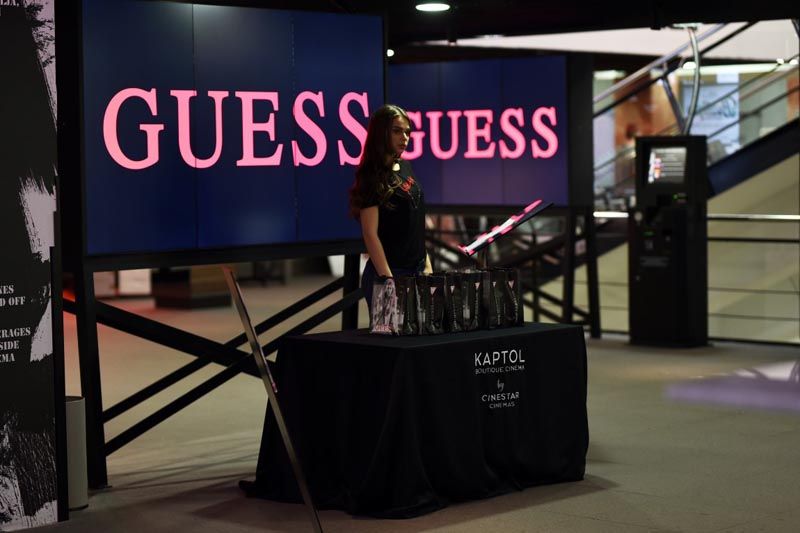 guess-fashion-modnialmanah
