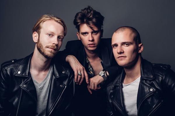 plavi-orkestar-dom-sportova-modnialmanah-lifestyle