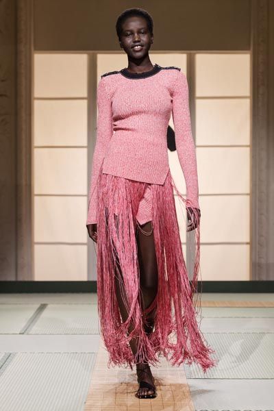h&m-studio-ss-2018-fashion-modnialmanah