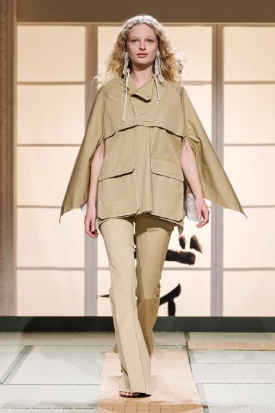 h&m-studio-ss-2018-fashion-modnialmanah