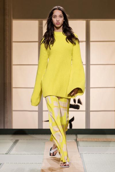 h&m-studio-ss-2018-fashion-modnialmanah