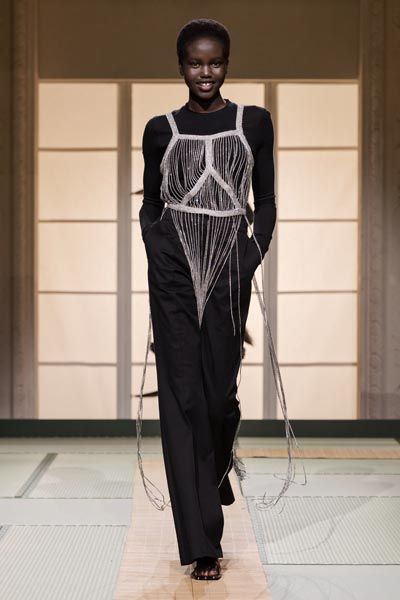 h&m-studio-ss-2018-fashion-modnialmanah