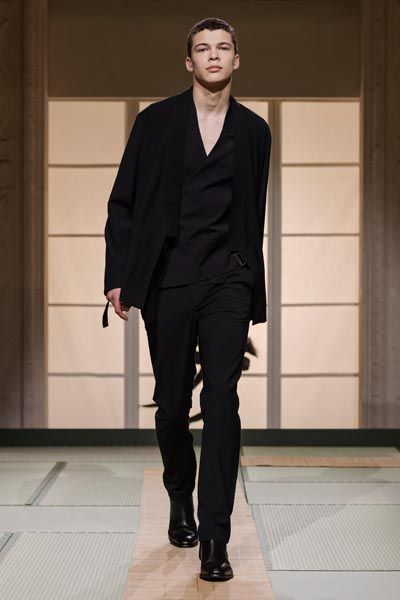 h&m-studio-ss-2018-fashion-modnialmanah