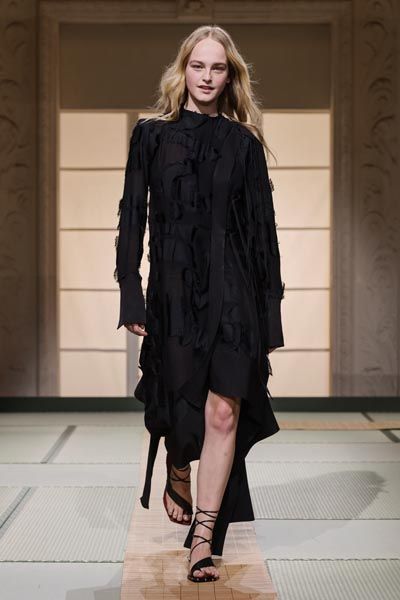 h&m-studio-ss-2018-fashion-modnialmanah