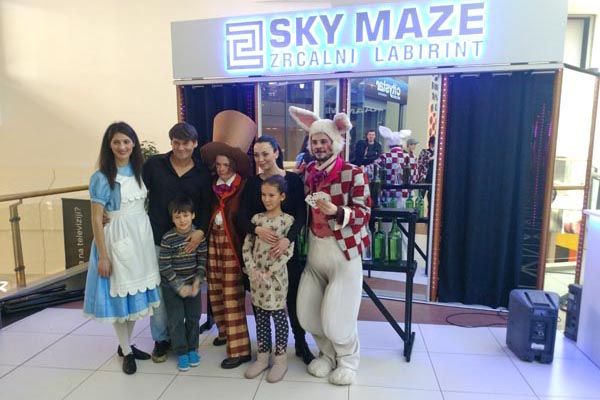 arena-centar-zrcalni-labirint-modnialmanah-lifestyle