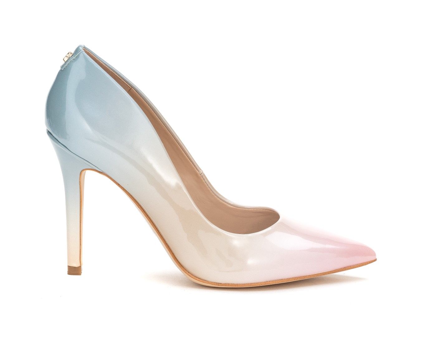 guess-štikle-modnialmanah-fashion