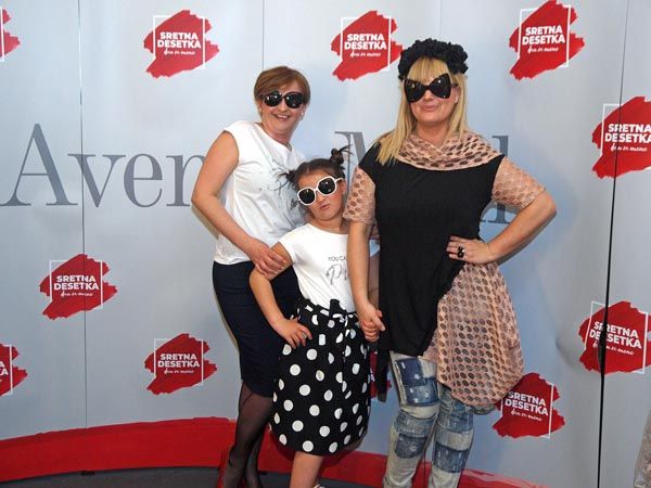 avenue-mall-sretna-desetka-fashion-modnialmanah