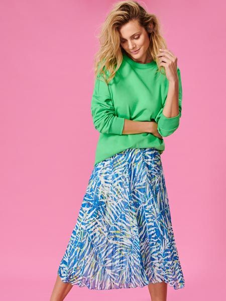 reserved-fashion-modnialmanah-neon-tropics