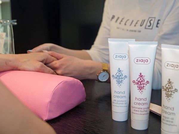 ziaja-beauty-kreme-modnialmanah-ruke-njega