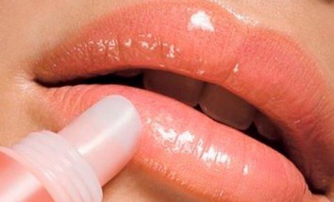 beauty-sjajilo-ruž-make-up-modnialmanah