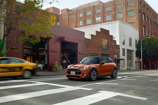 mini-morris-lifestyle-modnialmanah