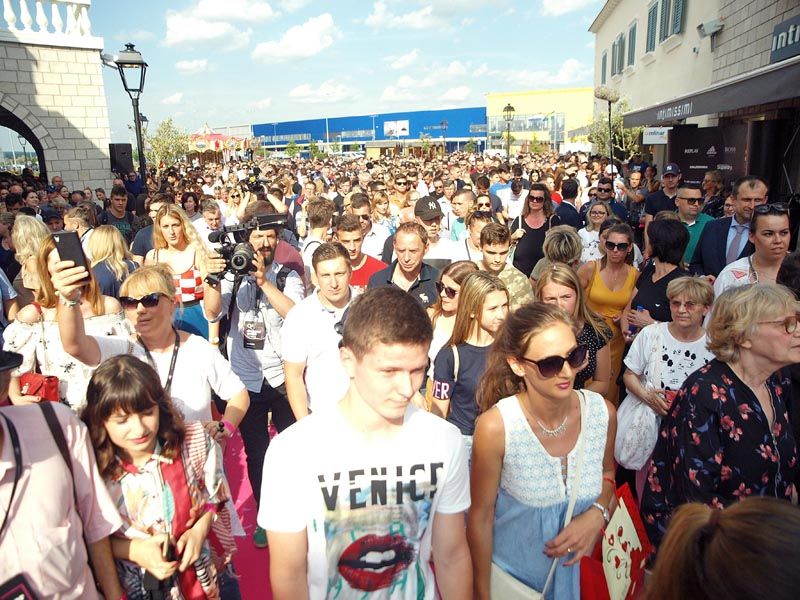 designer-outlet-croatia-modnialmanah-shopping