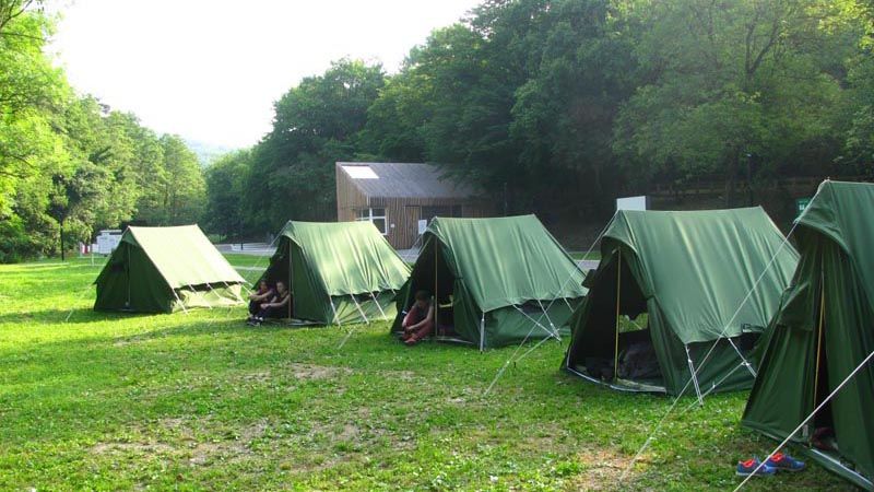 kampiranje-slavonija-lifestyle-modnialmanah-zlatni-lug