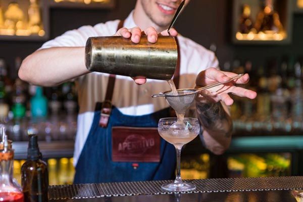 aperitivo-bar-koktel-modnialmanah