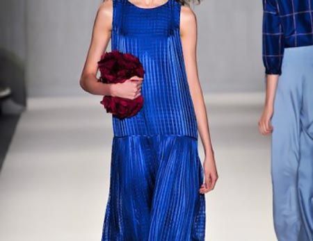 kraljevski-plava-fashion-modnialmanah-boje