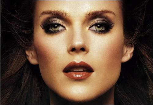 beauty-make-up-oči-modnialmanah