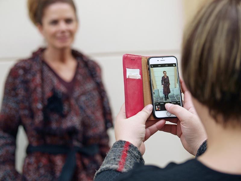 hruška-jabolko-ljubljana-alma-fashion-modnialmanah-revija