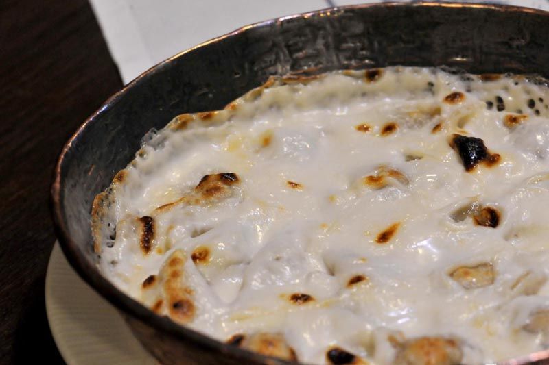 vino-uz-žlicu-sofra-modnialmanah-gastro