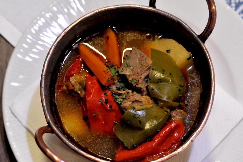 vino-uz-žlicu-sofra-modnialmanah-gastro