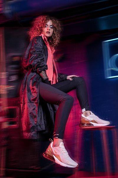Buzz-Nike-Air-Day-shopping-modnialmanah