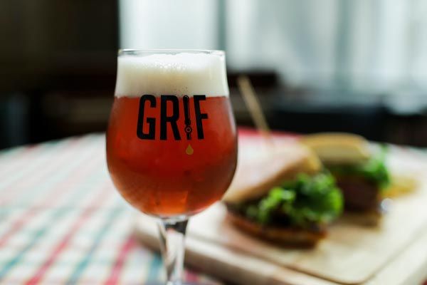 lifestyle-pivo-modnialmanah-grif-rauchbier