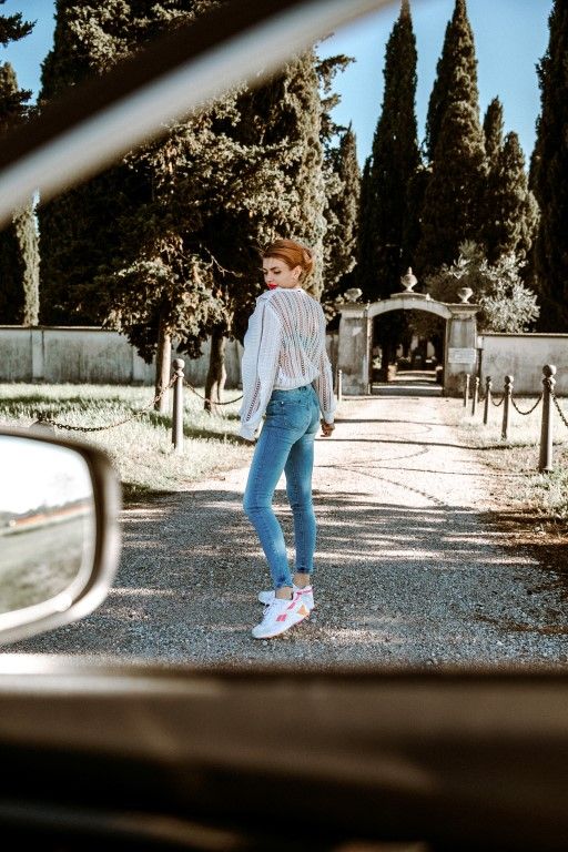 ella-dvornik-guess-fashion-modnialmanah