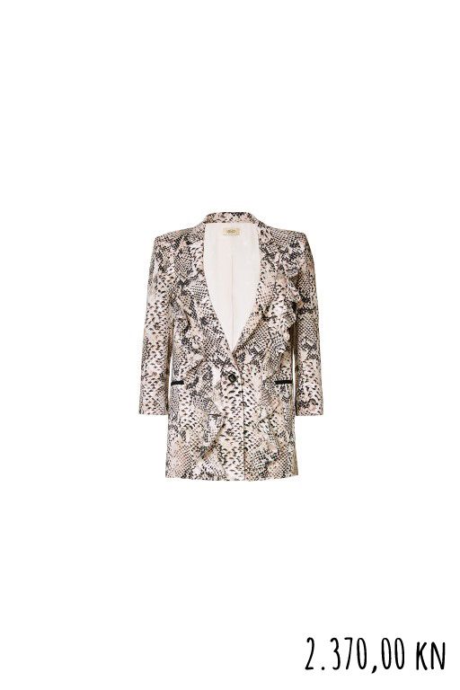 liuo-jo-modnialmanah-fashion