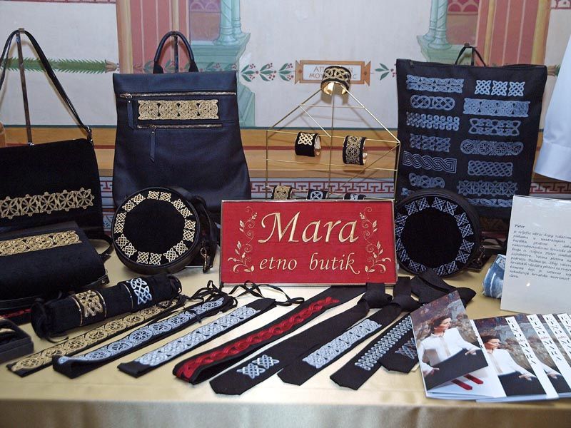 etno-butik-mara-modnialmanah-fashion