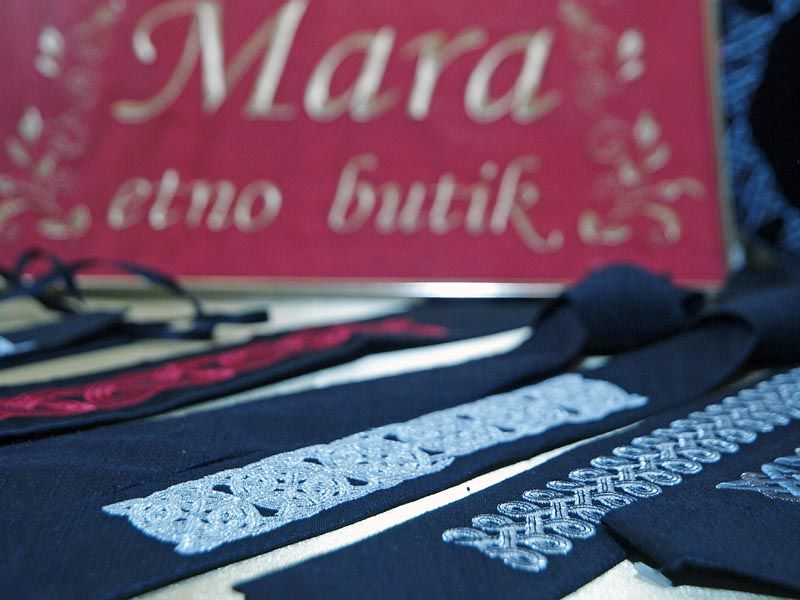 etno-butik-mara-modnialmanah-fashion