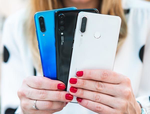 huawei-P30-lite-lifestyle-modnialmanah