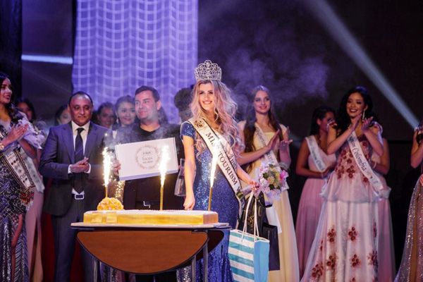Miss-tourism-world-modnialmanha-lifestyle