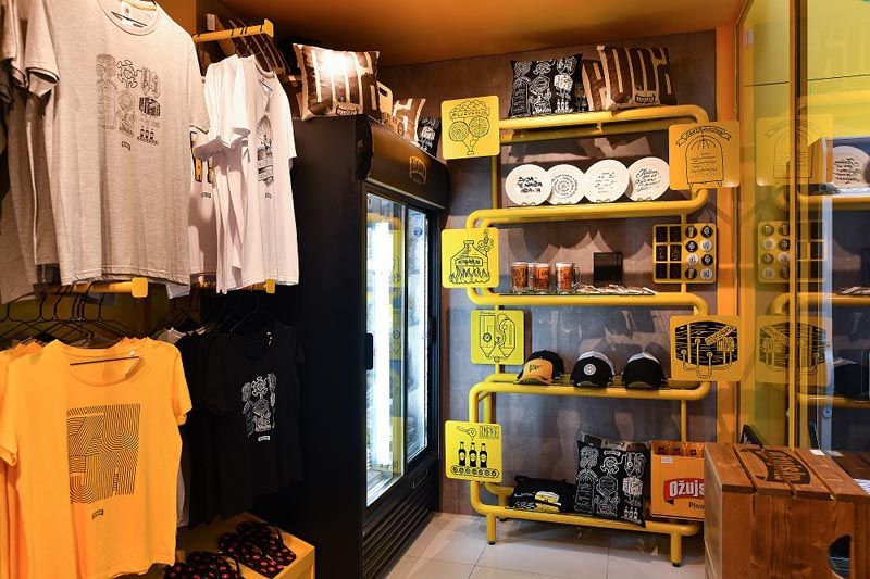 ožujsko-gajba-pivo-modnialmanah-goran-navojec-rene-bitorajac-modnialmanah