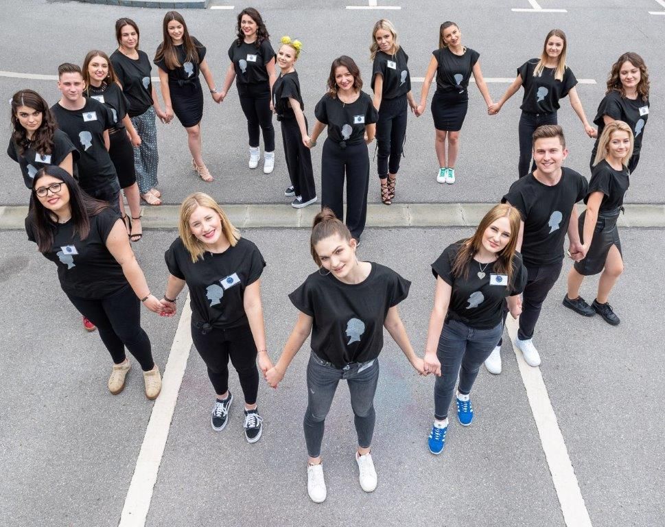 beauty-schwarzkopf-professional-shaping-futures-modnialmanah