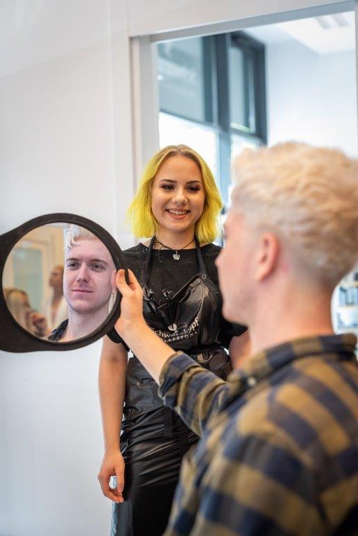 beauty-schwarzkopf-professional-shaping-futures-modnialmanah