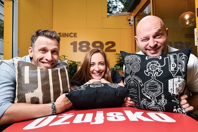 ožujsko-gajba-pivo-modnialmanah-goran-navojec-rene-bitorajac-modnialmanah