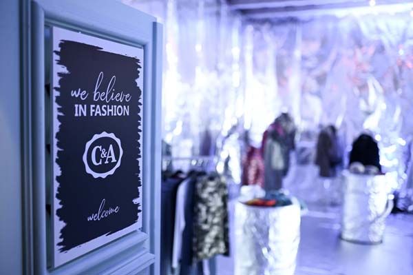C&A-showroom-fashion-modnialmanah