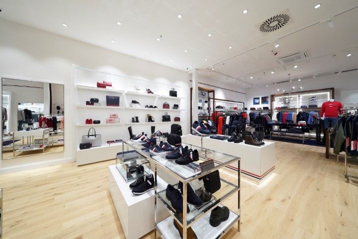 tommy-hilfiger-supernova-zadar-shopping-modnialmanah