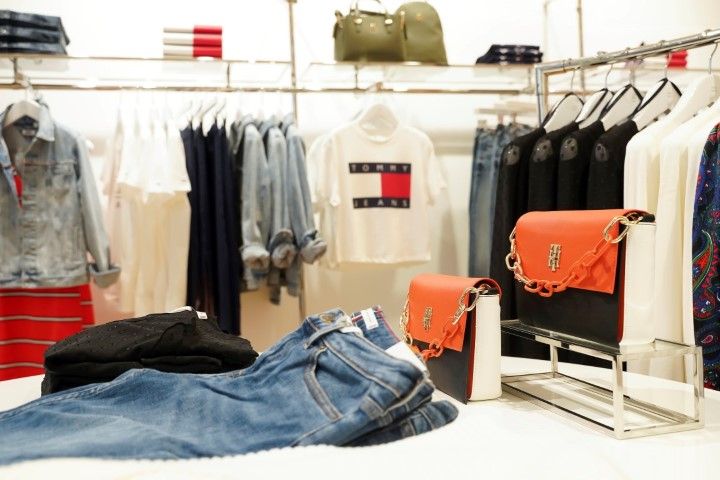 tommy-hilfiger-supernova-zadar-shopping-modnialmanah