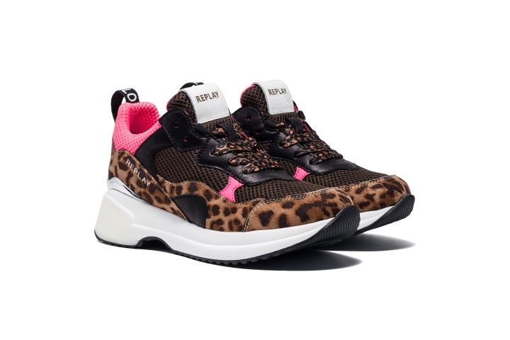 fashion&friends-fashion-modnialmanah