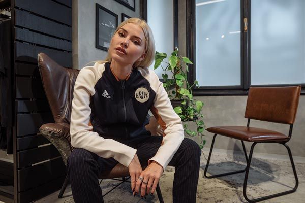 adidas-VRCT-jakna-fashion-modnialmanah