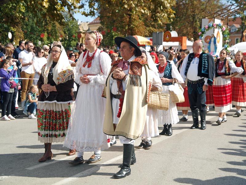vinkovačke-jeseni-lifestyle-modnialmanah-slavonija