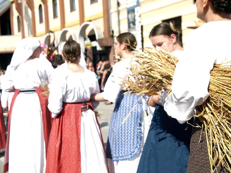 vinkovačke-jeseni-lifestyle-modnialmanah-slavonija